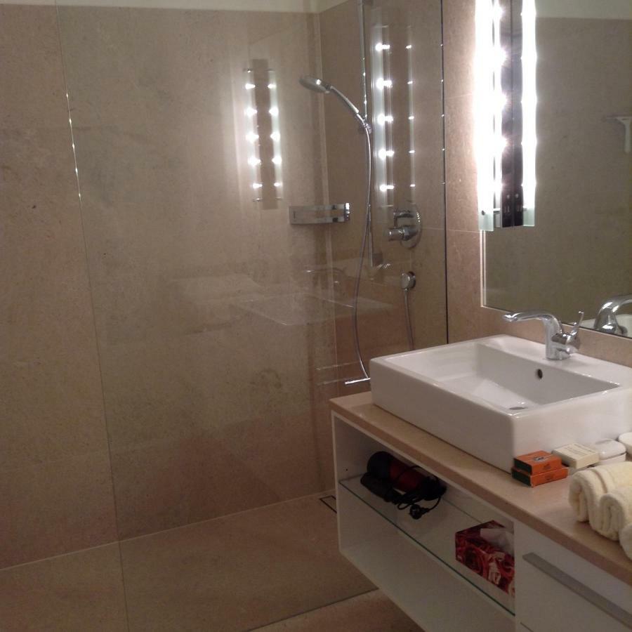 4* + 5* Luxury Apartments ザンクト・ギルゲン エクステリア 写真